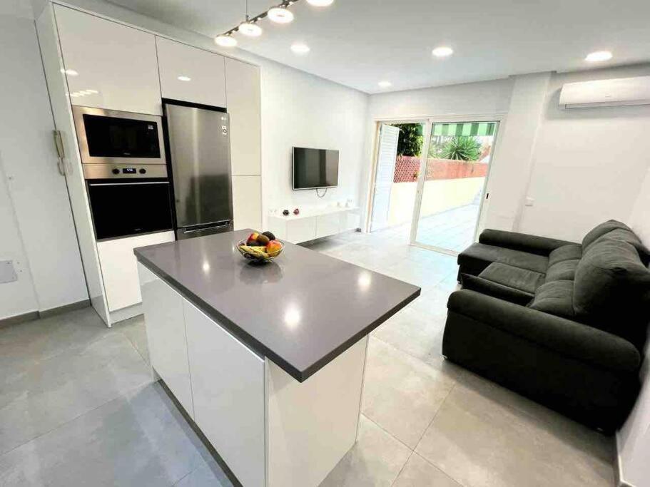Precioso apartamento con piscina a 50m de la playa Candelaria Exterior foto